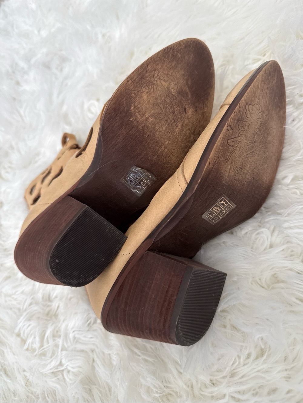 Cutout Lace-Up Ankle Booties in Tan Leather - Picture 4 of 5